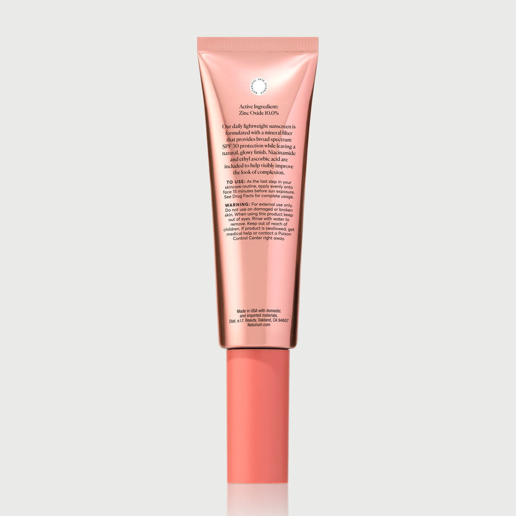 dew-glow-moisturizer-mineral-spf-50-i6 NATR-10163_Dew-Glow-Moisturizer-Mineral-SPF_back_capon-bonebkgd_a99e231e-ca92-4014-addb-f1e7b794e9ab.jpg