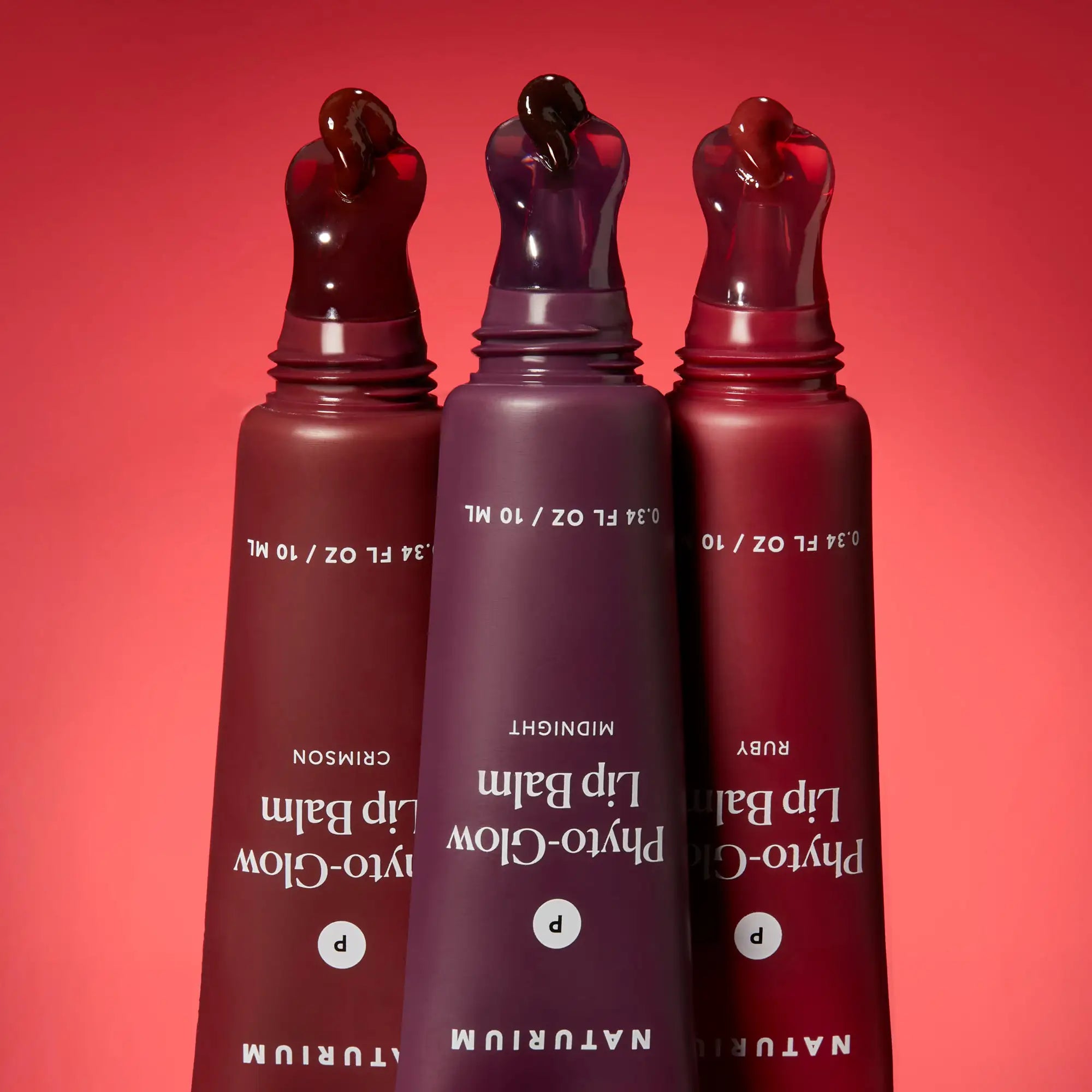 phyto-glow-lip-balm-crimson-z8 phytoglow-moody_6357-crop_1_e73a7054-8061-4f72-8a58-c0111f6fcffa.webp